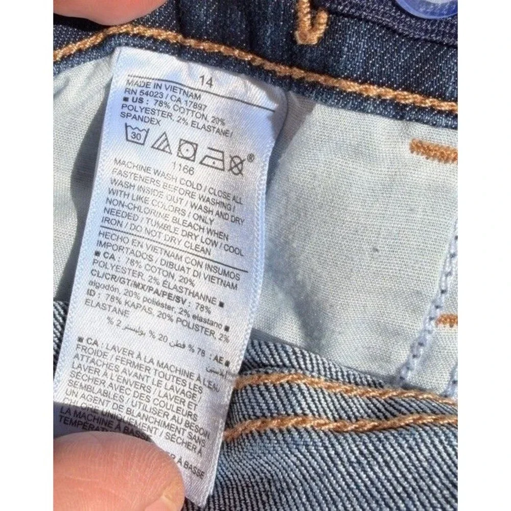 2 Pairs Girls Old Navy Jean Shorts Size 14 c10